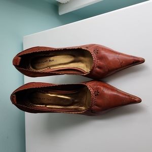 Chocolat Blu Heels, in brown with floral design, size 39